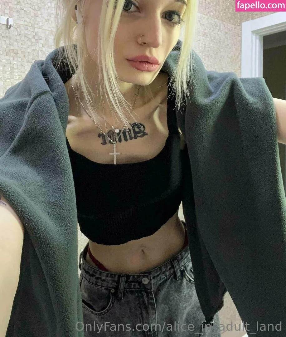 skinny_tyan Onlyfans Photo Gallery 