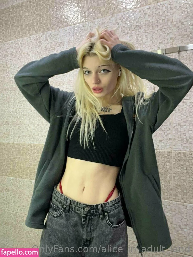 skinny_tyan Onlyfans Photo Gallery 