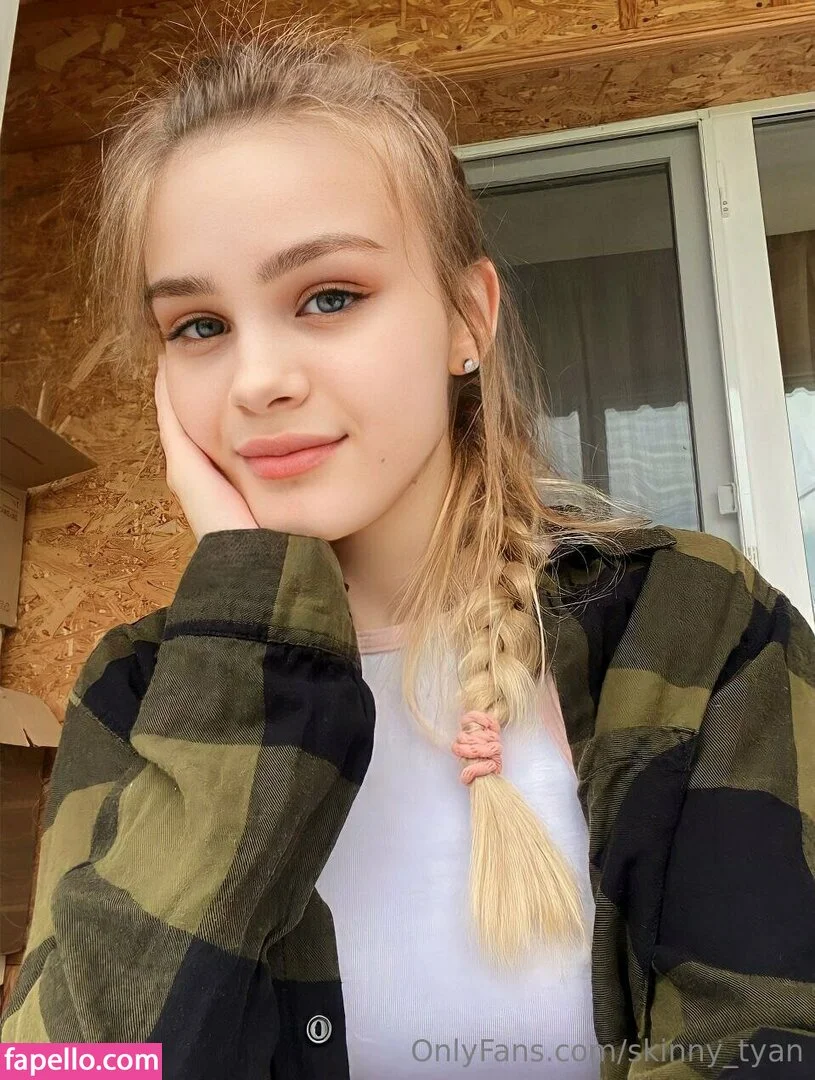 skinny_tyan Onlyfans Photo Gallery 