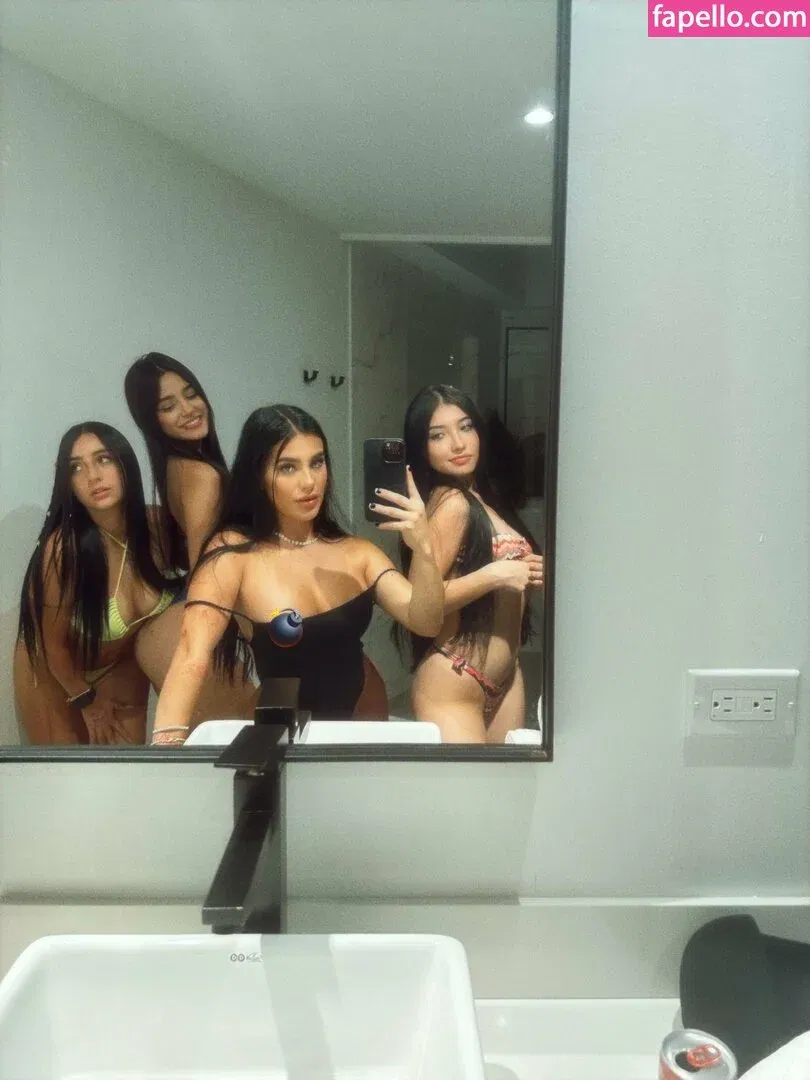 Sara Montenegro Onlyfans Photo Gallery 