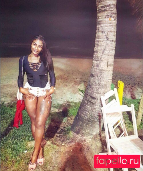 Talitinha Melk Nude Onlyfans Photo 7