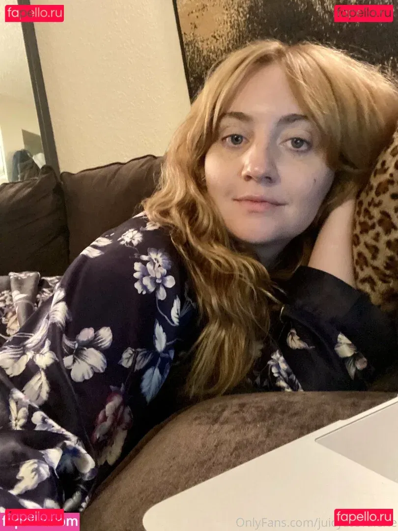 valeriehartxoxo Onlyfans Photo Gallery 