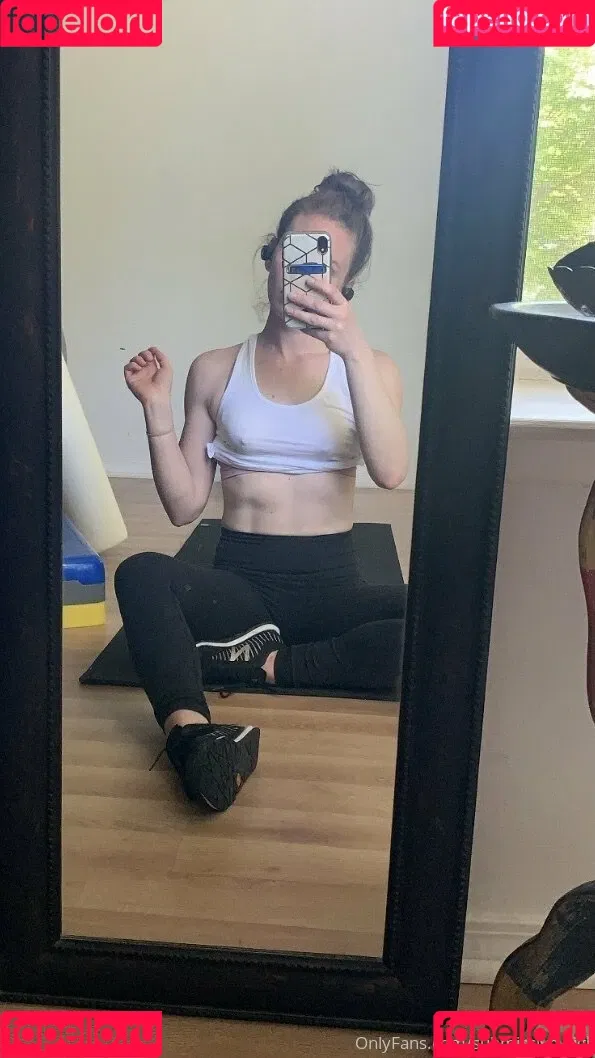 submissive-gigi Onlyfans Photo Gallery 