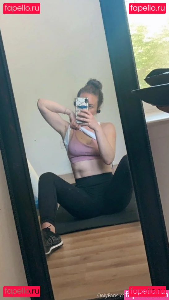 submissive-gigi Onlyfans Photo Gallery 