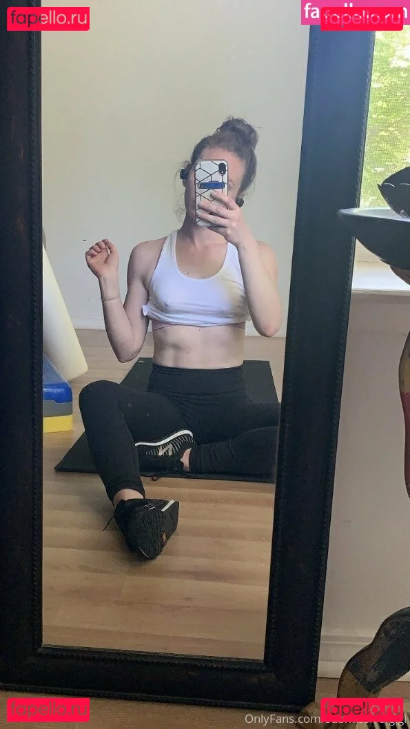 submissive-gigi Onlyfans Photo Gallery 