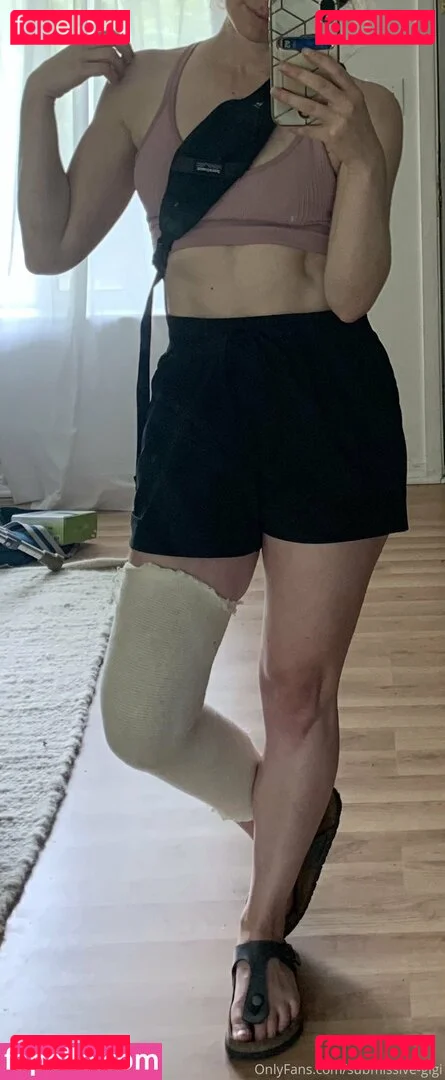 submissive-gigi Onlyfans Photo Gallery 