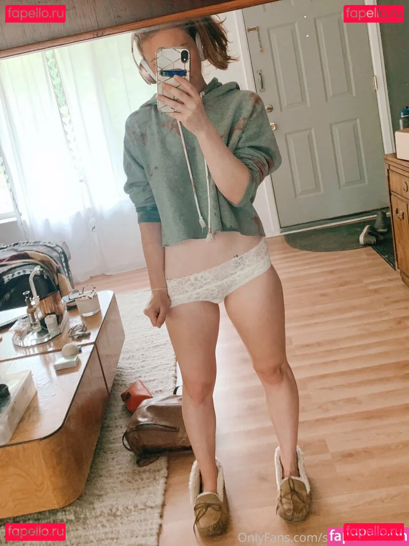 submissive-gigi Onlyfans Photo Gallery 