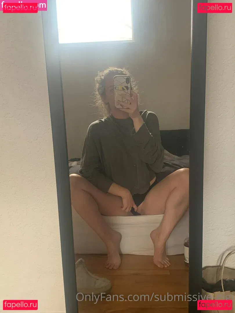 submissive-gigi Onlyfans Photo Gallery 