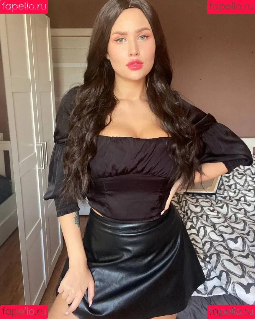 Merelin_ Onlyfans Photo Gallery 