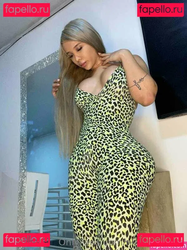 ninagomezts Onlyfans Photo Gallery 