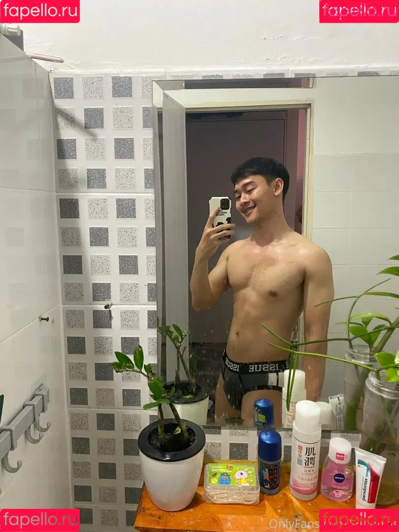 mentros Onlyfans Photo Gallery 
