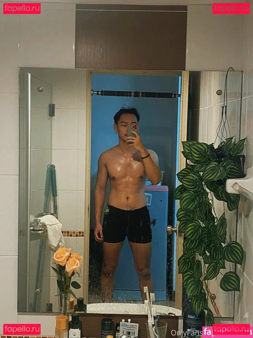 mentros Onlyfans Photo Gallery 