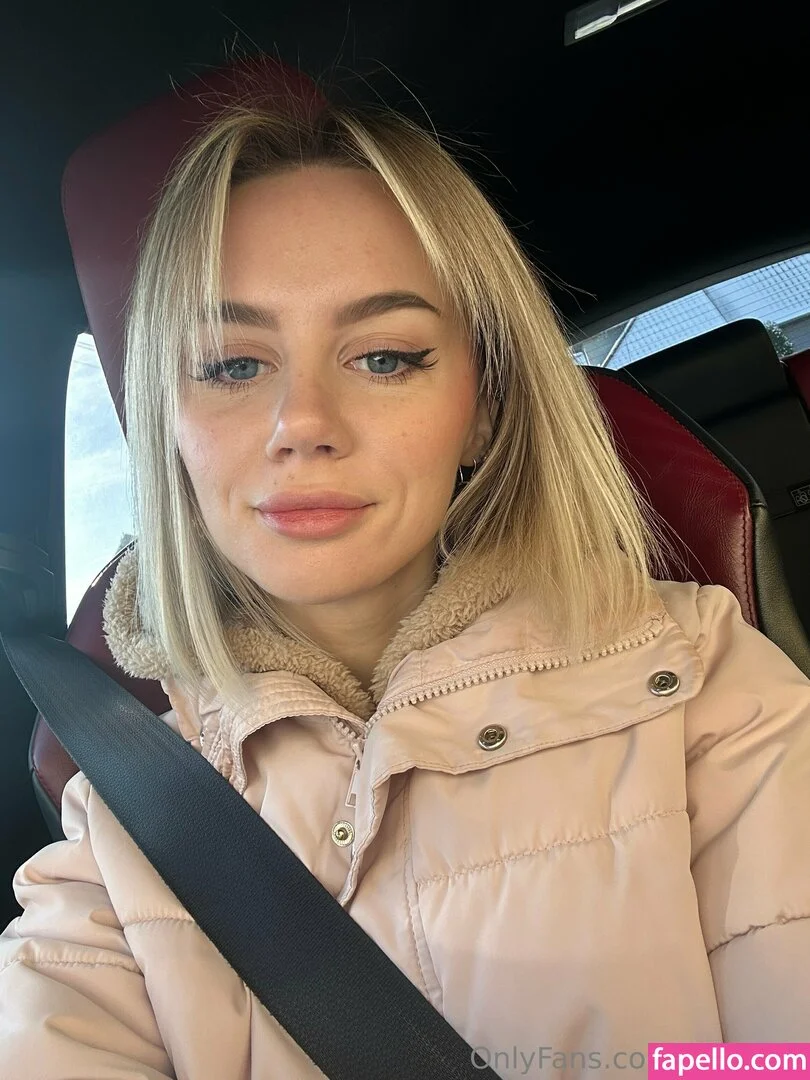 kassaria Onlyfans Photo Gallery 