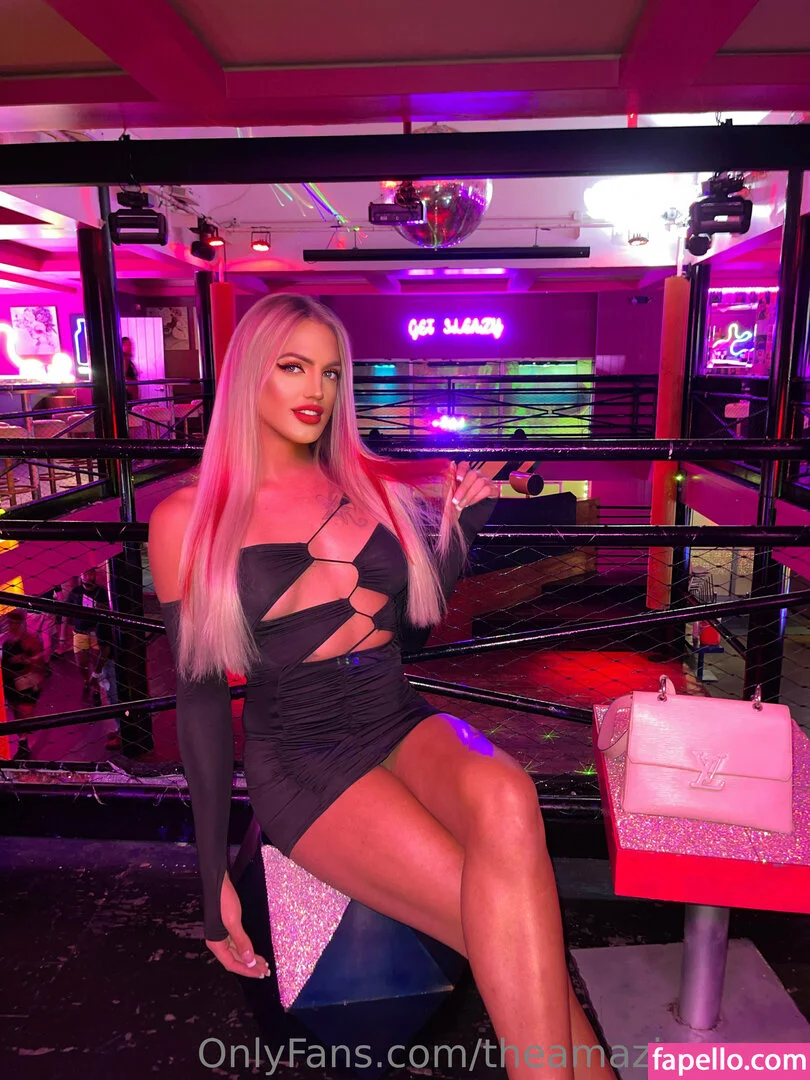 theeveemarie Onlyfans Photo Gallery 