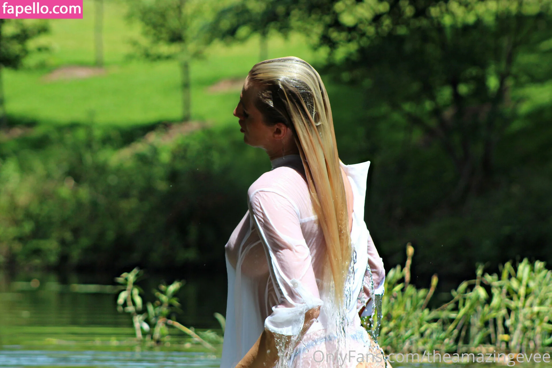 theeveemarie Onlyfans Photo Gallery 