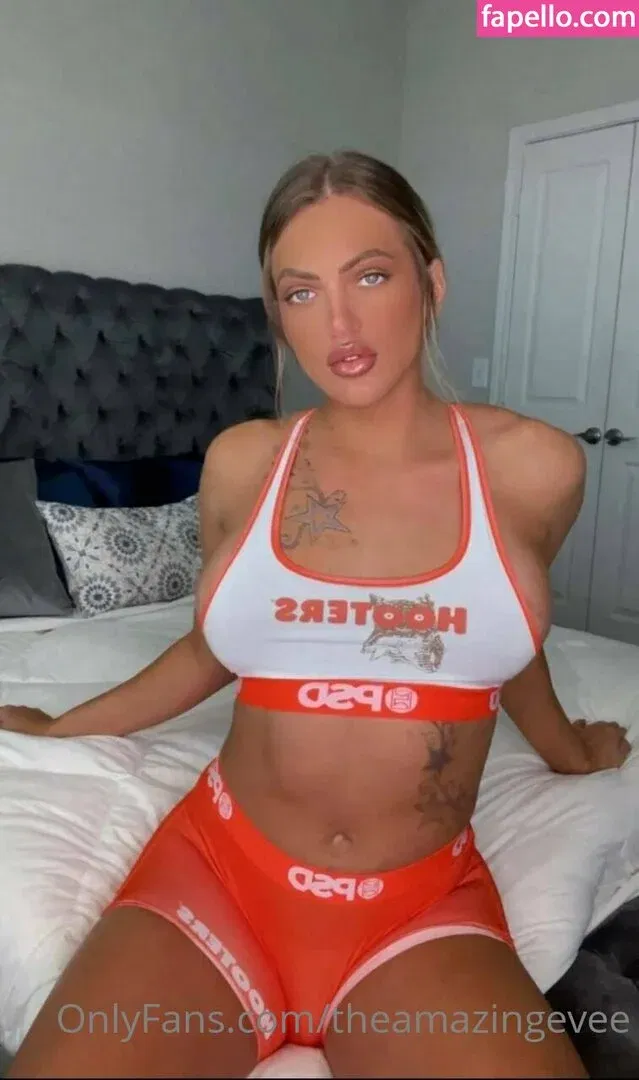 theeveemarie Onlyfans Photo Gallery 