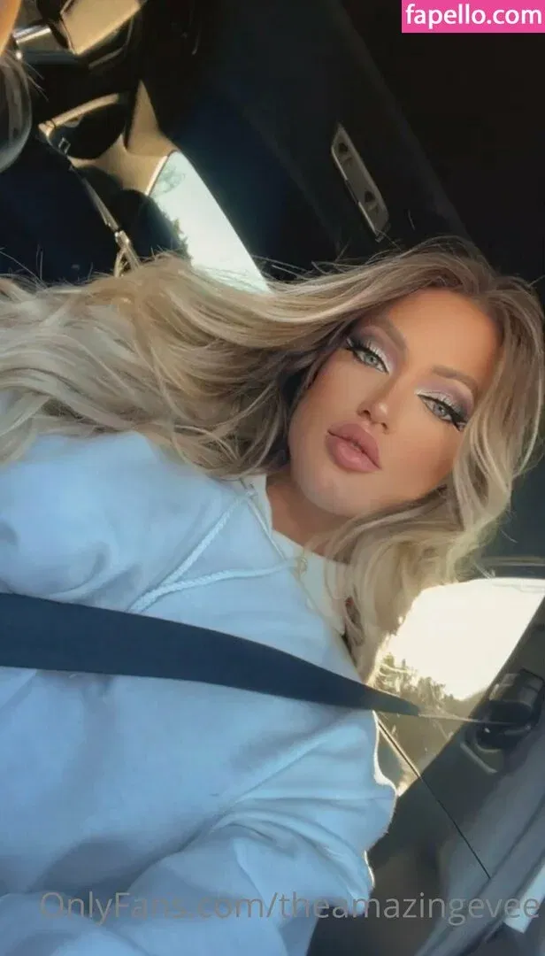 theeveemarie Onlyfans Photo Gallery 