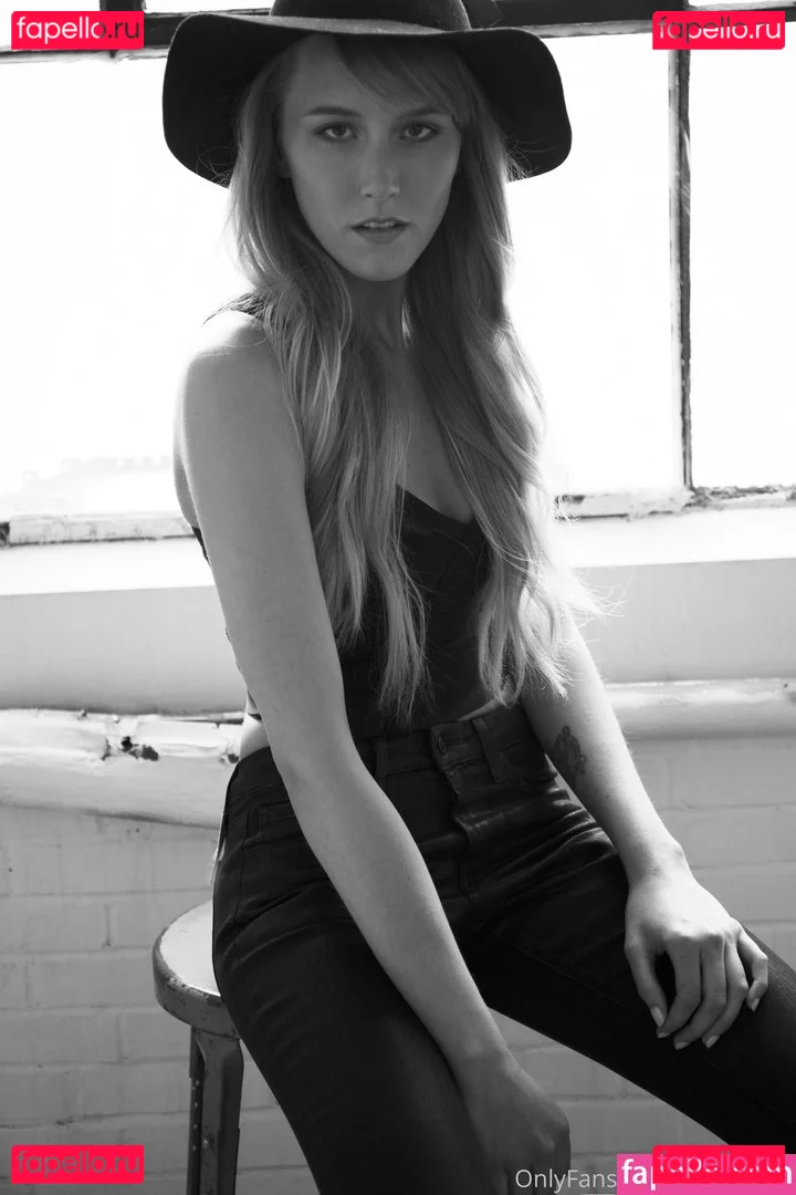 Lovewitch Onlyfans Photo Gallery 