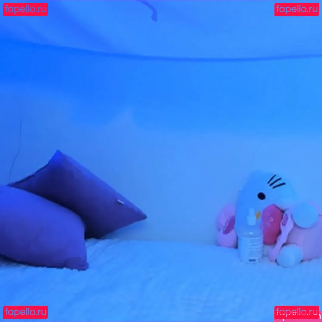 liroshka Onlyfans Photo Gallery 