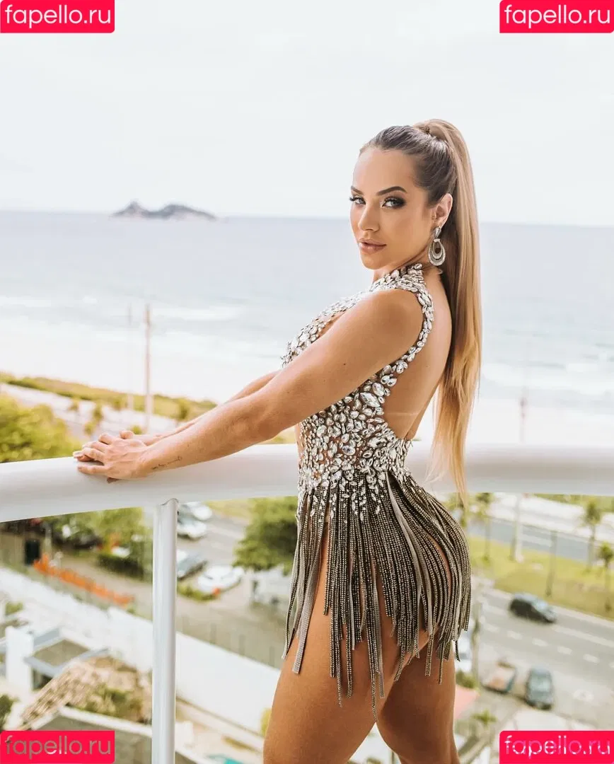 Gabi Martins Onlyfans Photo Gallery 