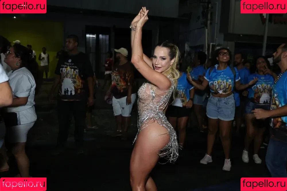 Gabi Martins Onlyfans Photo Gallery 