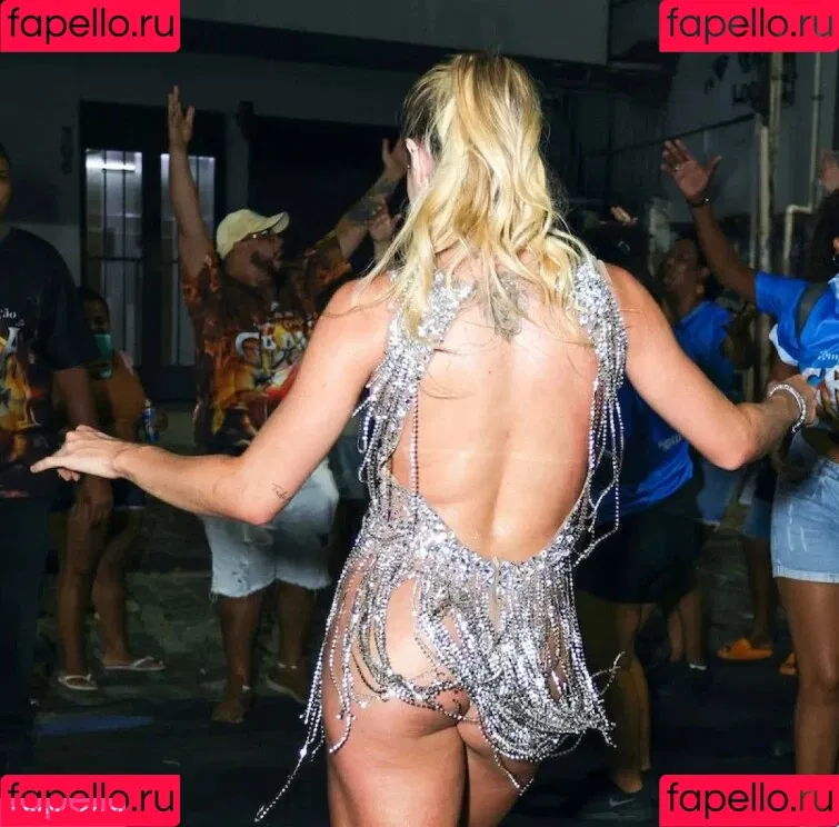 Gabi Martins Onlyfans Photo Gallery 