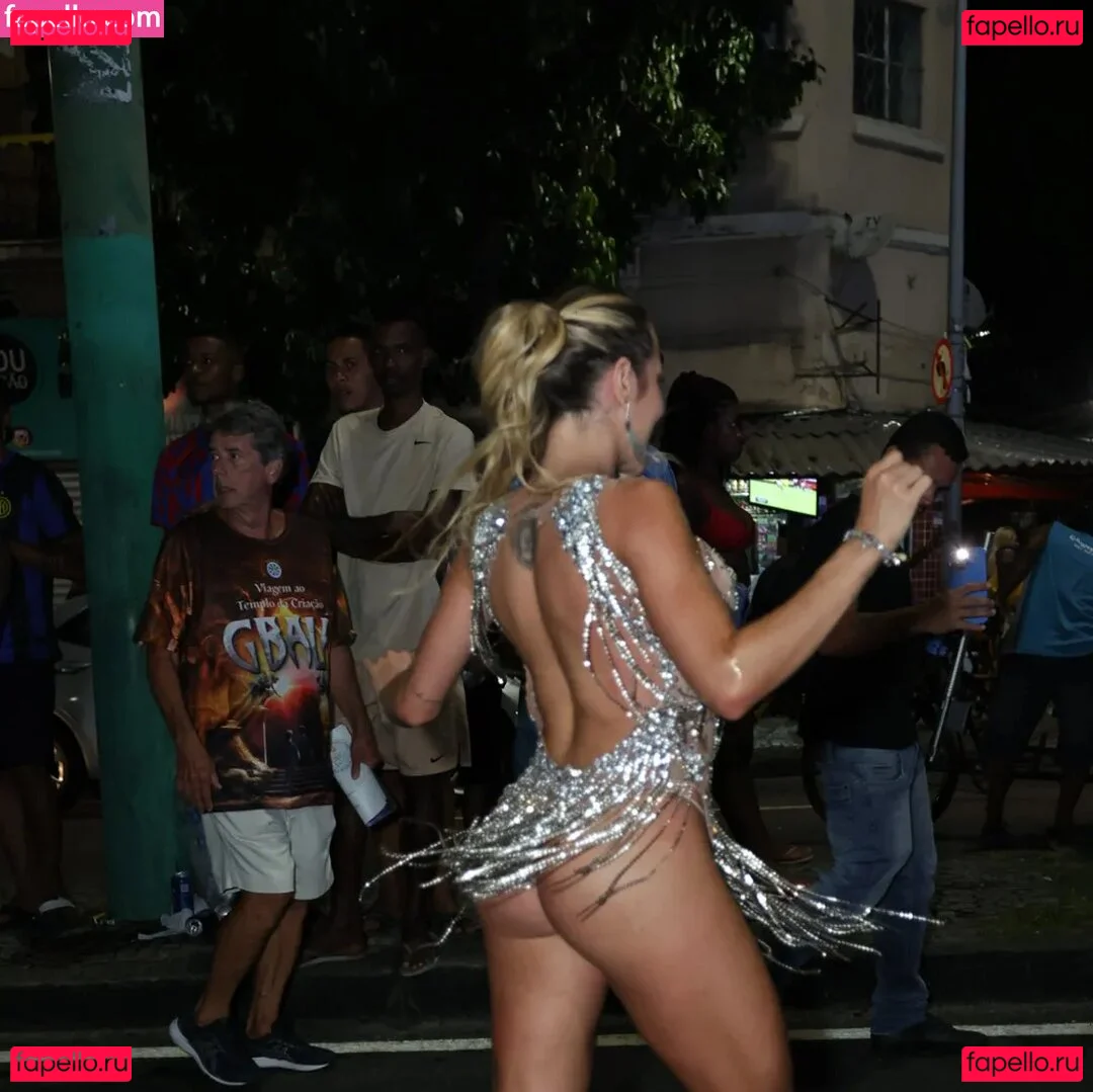 Gabi Martins Onlyfans Photo Gallery 