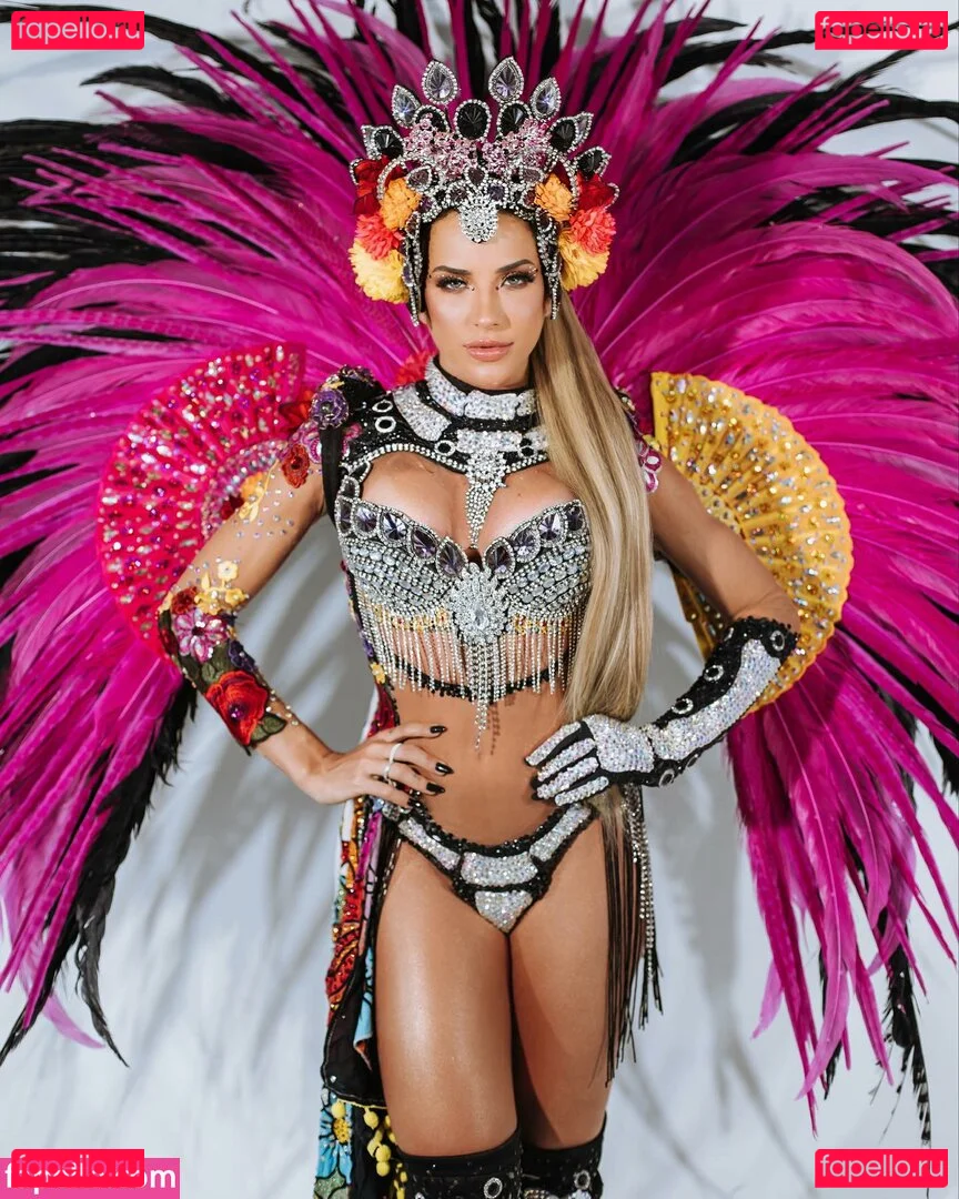 Gabi Martins Onlyfans Photo Gallery 