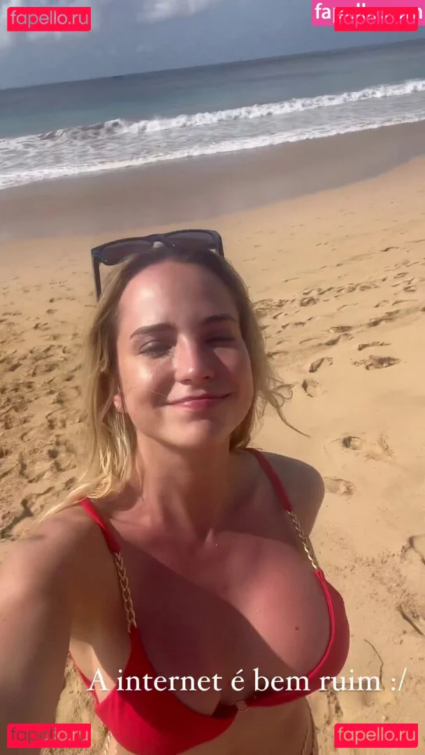 Gabi Martins Onlyfans Photo Gallery 