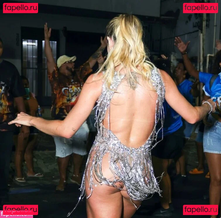 Gabi Martins Onlyfans Photo Gallery 