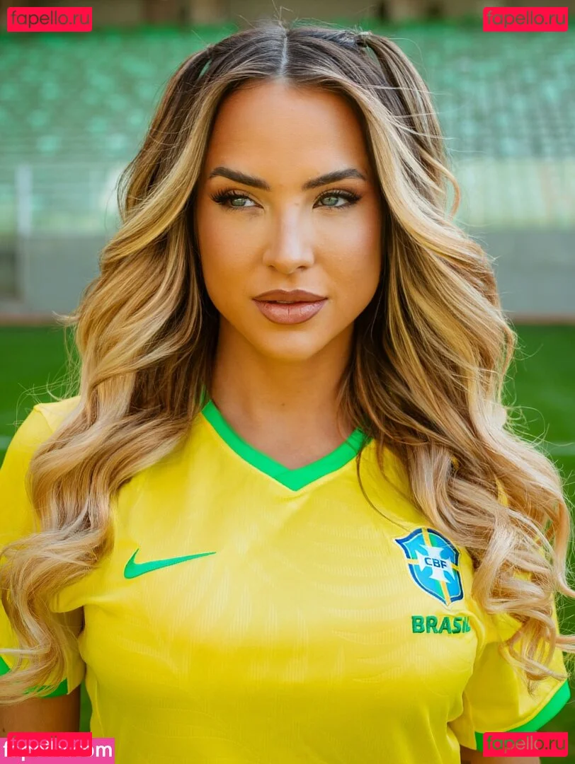 Gabi Martins Onlyfans Photo Gallery 