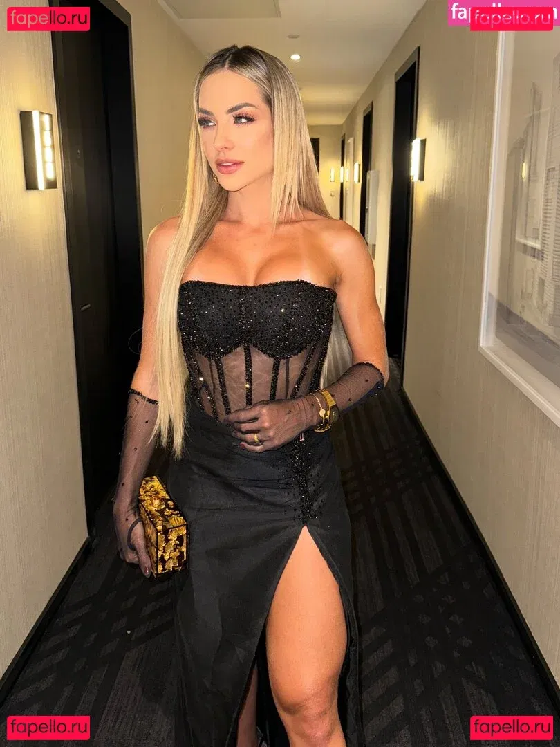 Gabi Martins Onlyfans Photo Gallery 