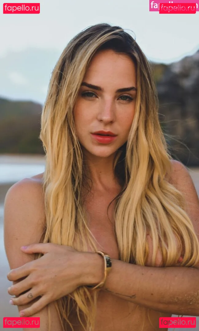 Gabi Martins Onlyfans Photo Gallery 