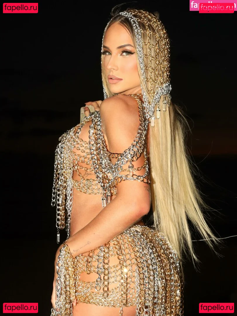 Gabi Martins Onlyfans Photo Gallery 