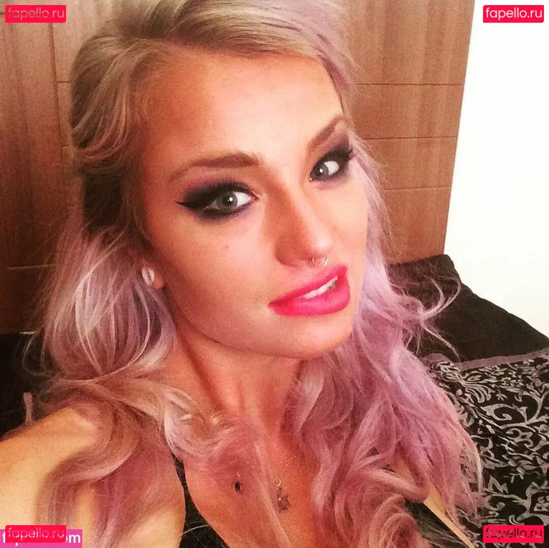 Ruby Rogue Onlyfans Photo Gallery 