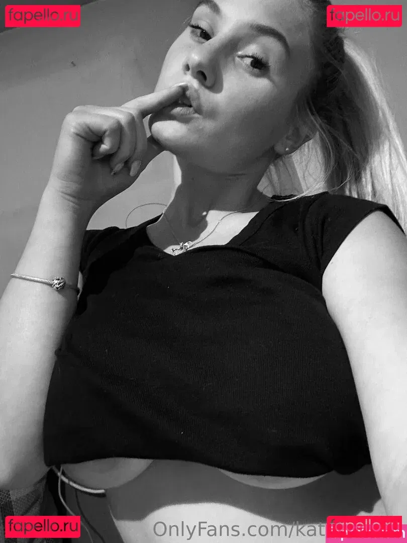 katemoonn Onlyfans Photo Gallery 