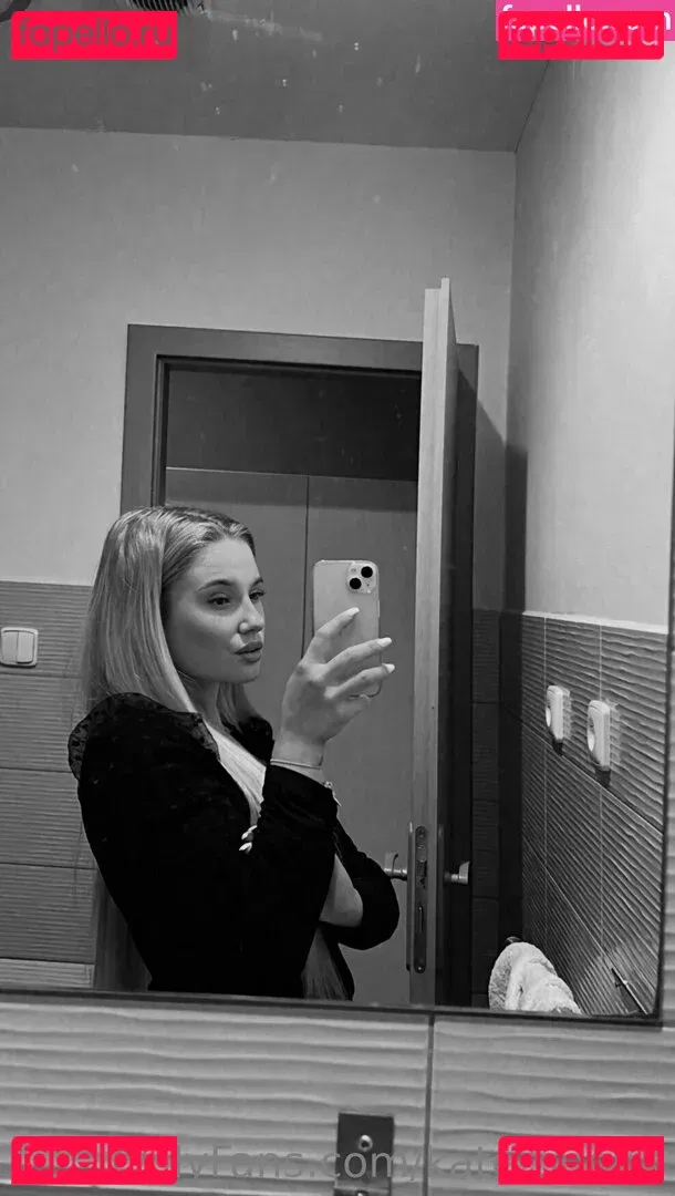 katemoonn Onlyfans Photo Gallery 