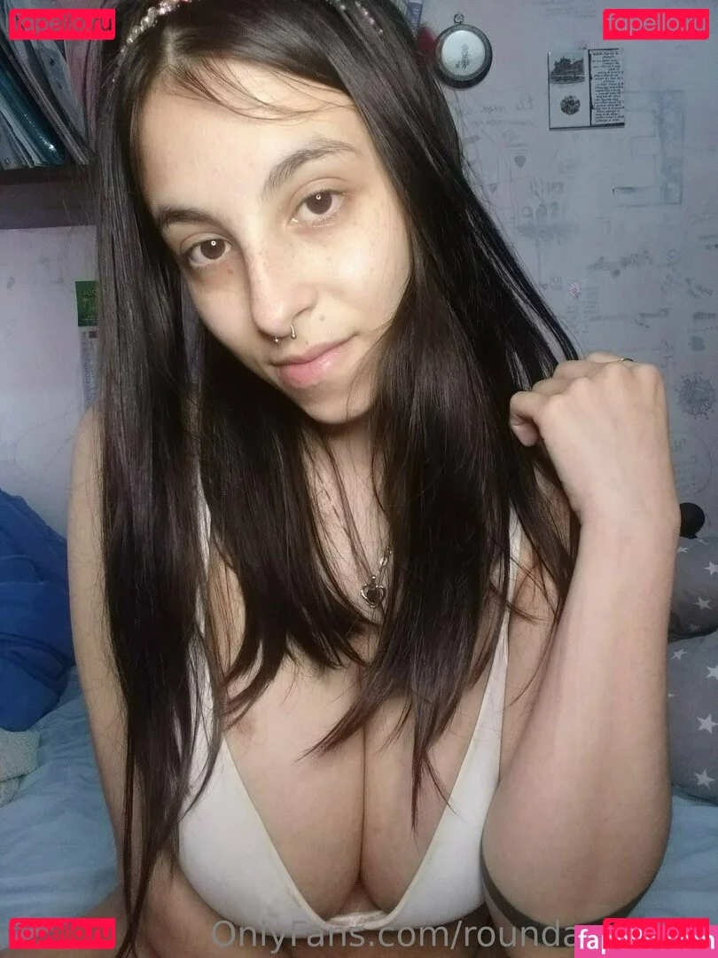 roundasthesky Onlyfans Photo Gallery 