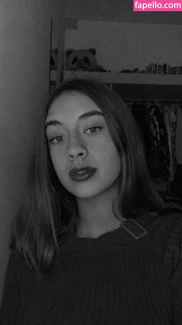 Rafaela Moutinho Onlyfans Photo Gallery 