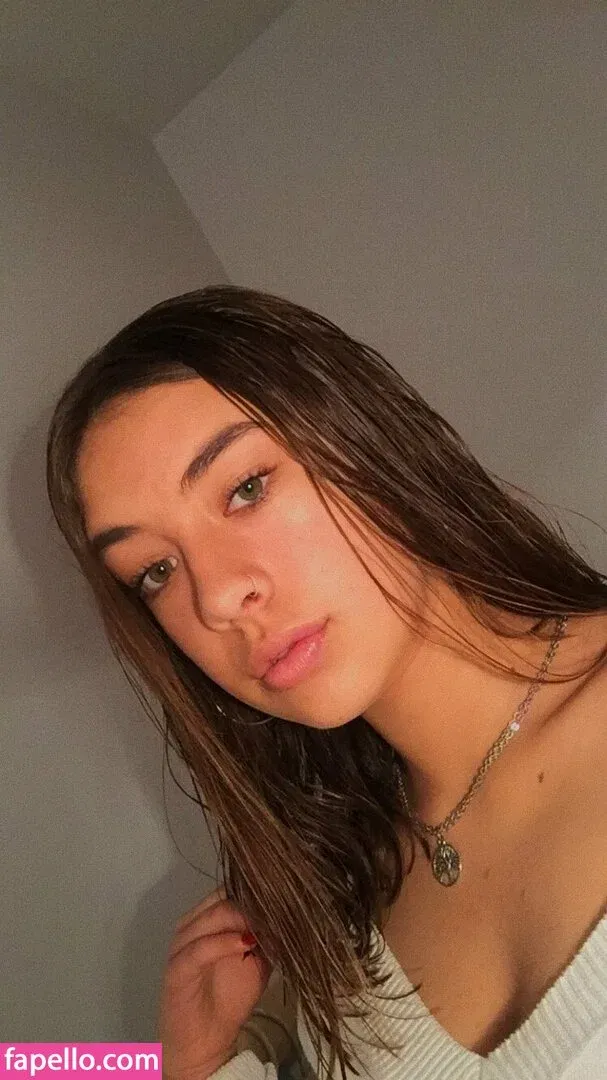 Rafaela Moutinho Onlyfans Photo Gallery 