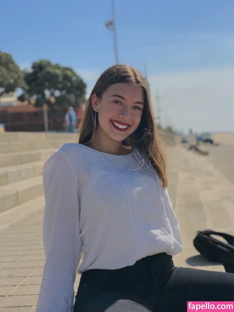 Rafaela Moutinho Onlyfans Photo Gallery 