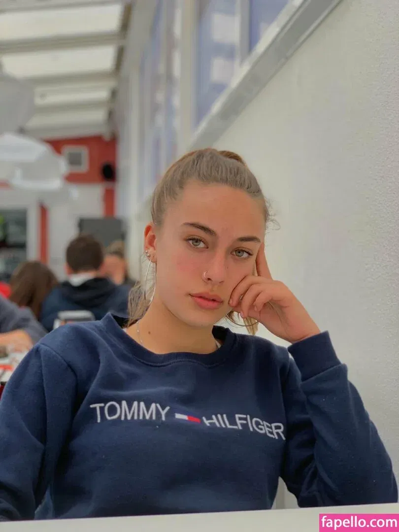 Rafaela Moutinho Onlyfans Photo Gallery 