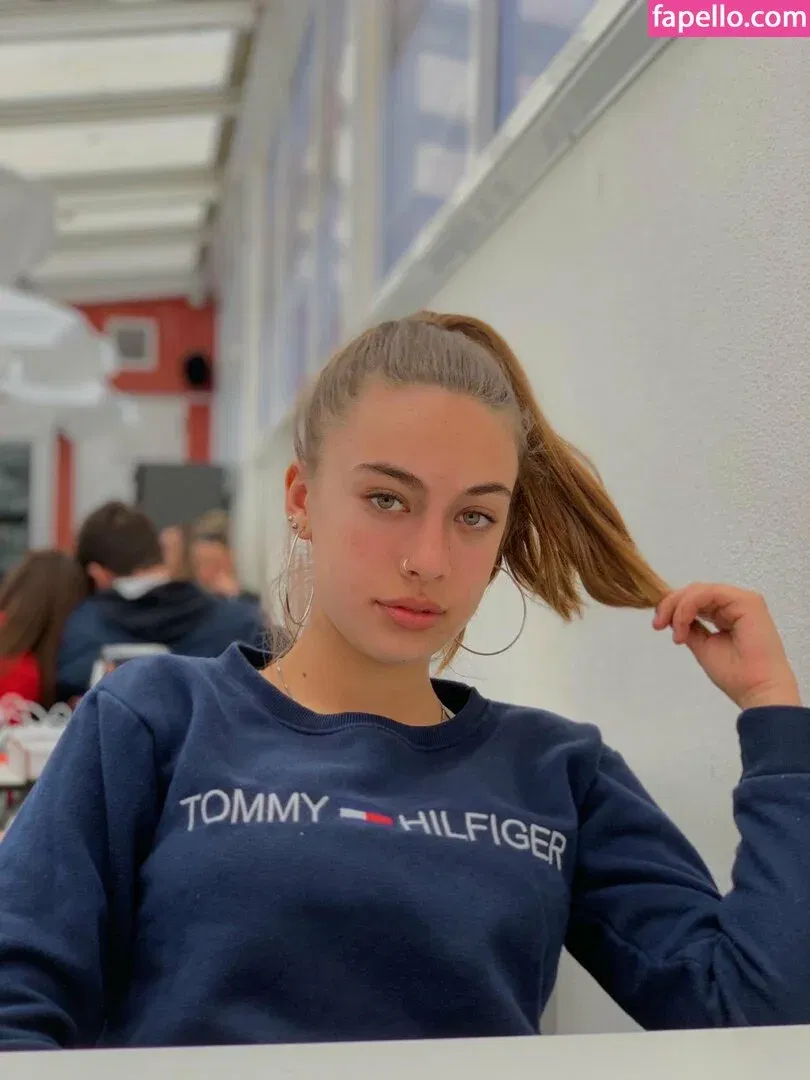 Rafaela Moutinho Onlyfans Photo Gallery 