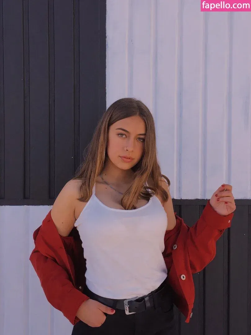 Rafaela Moutinho Onlyfans Photo Gallery 