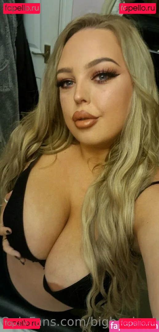 bigboobedbritneyvip Onlyfans Photo Gallery 