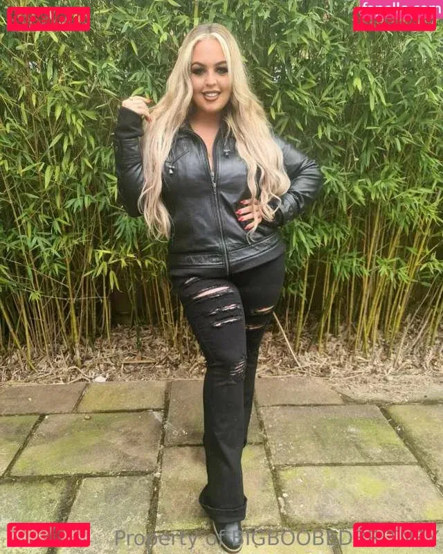 bigboobedbritneyvip Onlyfans Photo Gallery 