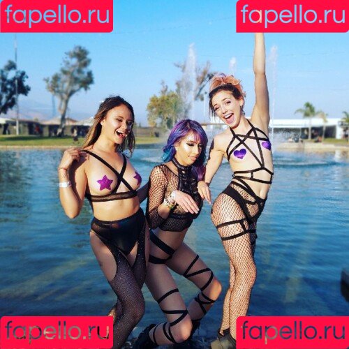 BassKitten Onlyfans Photo Gallery 