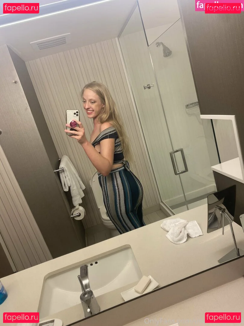 katiediamonds222 Onlyfans Photo Gallery 