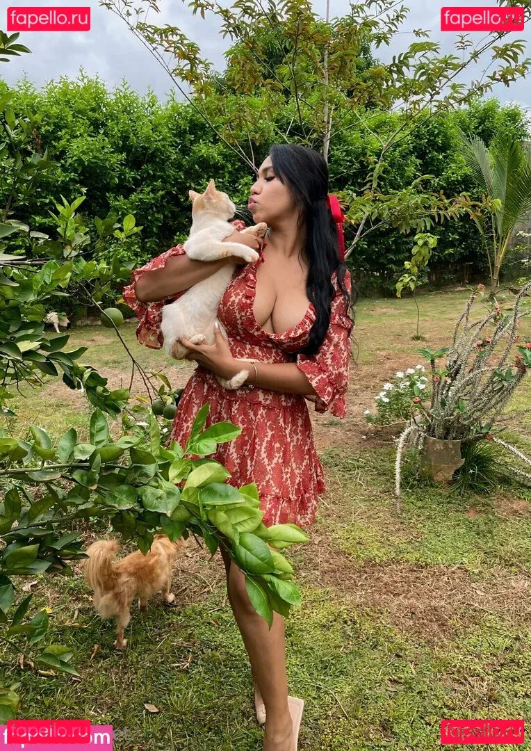 dalunasweet Onlyfans Photo Gallery 