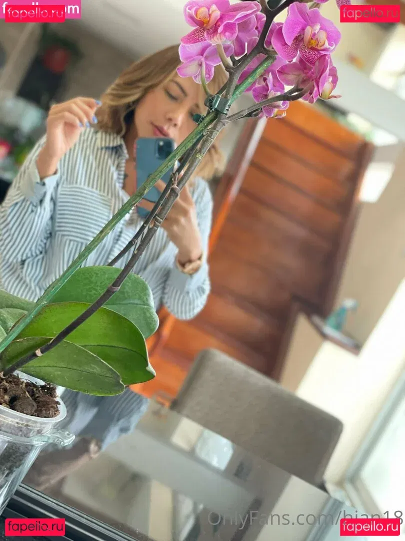 hian18 Onlyfans Photo Gallery 